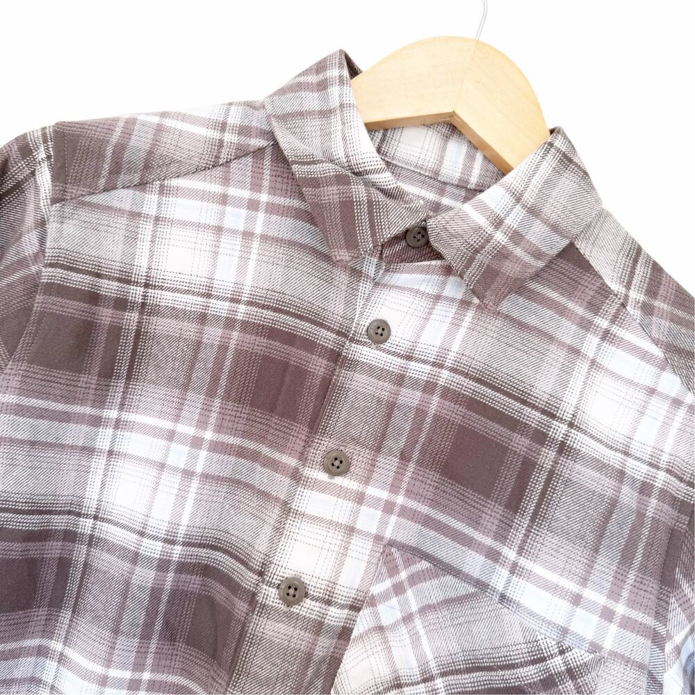 Under Armour Gray White Plaid Loose Fit Flannel Sz S